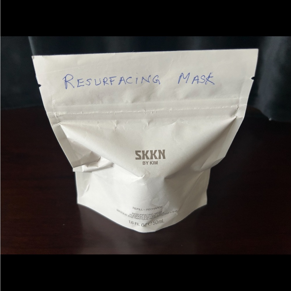 Resurfacing Mask - White - REFILL